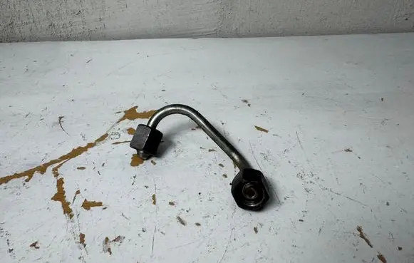 Ford Kuga I Fuel injector supply line/pipe Z947