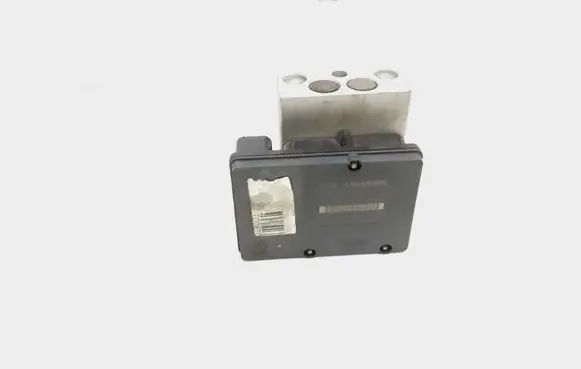 Volvo XC90 ABS Pump 30714960