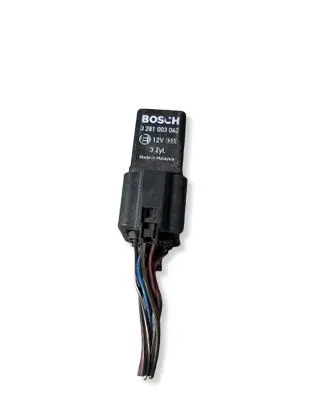 Seat Ibiza IV (6J,6P) Glow plug pre-heat relay 045907282A