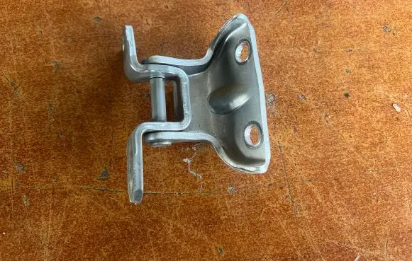 Hyundai i30 Rear door upper hinge