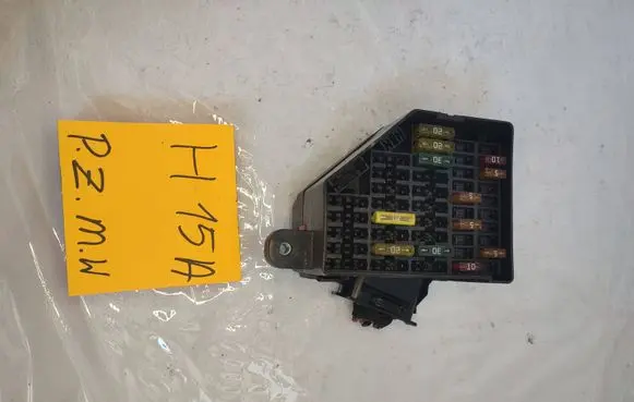 Volkswagen PASSAT B6 Fuse 2060230936