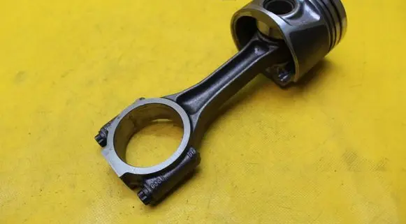 Audi A6 S6 C6 4F Piston with connecting rod 038J