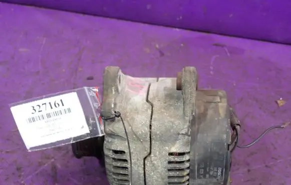 Volkswagen Golf IV Generator/alternator 028903025H