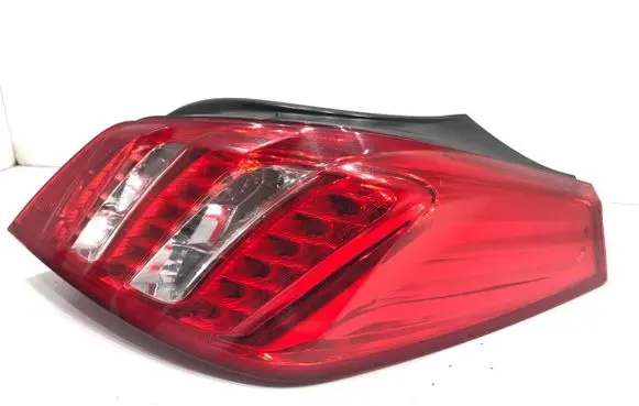 Peugeot 508 Rear/tail lights 9686293680A
