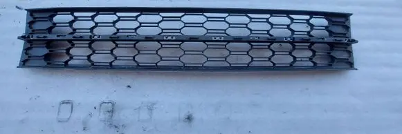Skoda Octavia Mk3 (5E) Front bumper lower grill 5E0853677K