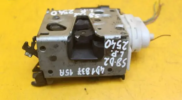 Audi A8 S8 D2 4D Front door lock 4D1837015A