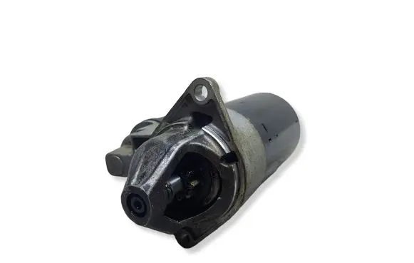 Opel Corsa C Starter motor 0001106015KASACJA 0001106015