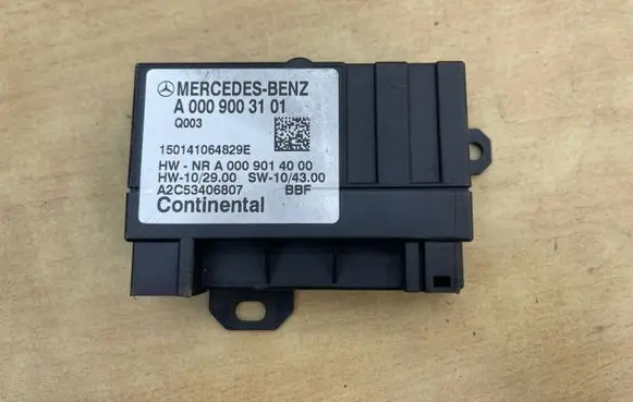 Mercedes-Benz E W212 Fuel injection pump control unit/module A0009003101