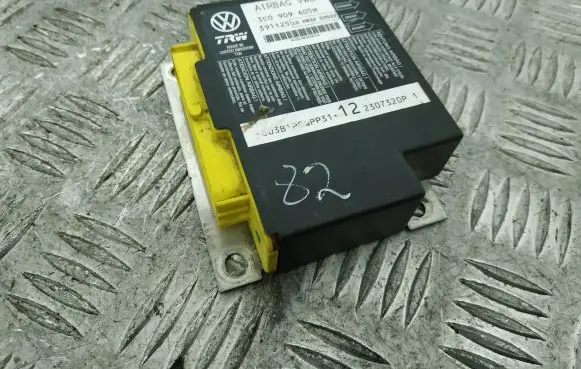 Volkswagen PASSAT B6 Airbag control unit/module 3C0909605M