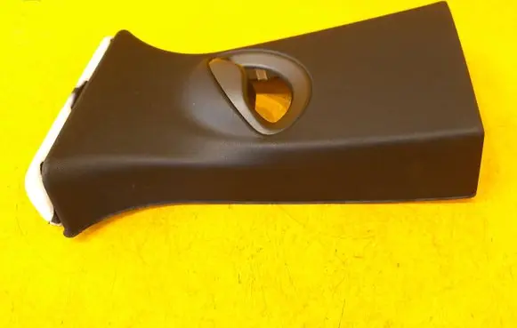 BMW 2 F44 (B) pillar trim (top) 747549