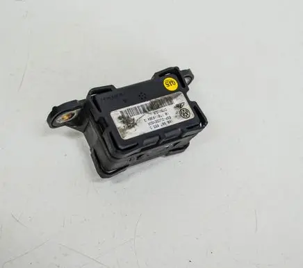 Volkswagen Golf V Acceleration sensor 1K0907655D
