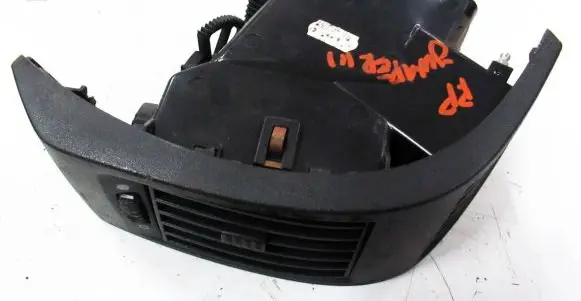 Citroen Jumper Dashboard side air vent grill/cover trim 385817