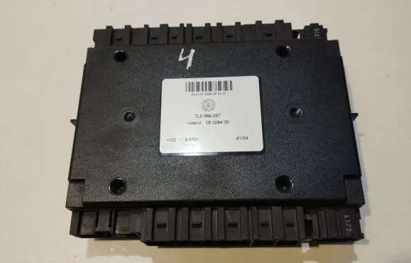 Volkswagen Touareg I Comfort/convenience module 7L6959257