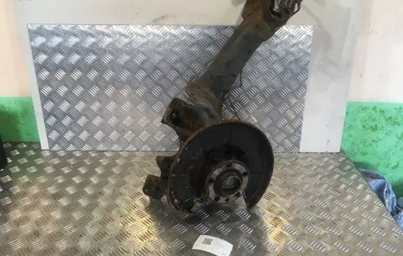 Volvo XC60 Rear wheel hub spindle/knuckle 7G915A969VAE