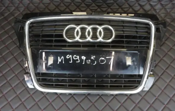 Audi A3 S3 8P Front bumper upper radiator grill 8P0853037
