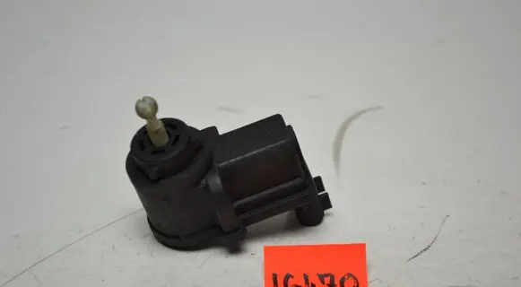 Opel Vectra B Headlight level adjustment motor 93064 90504207