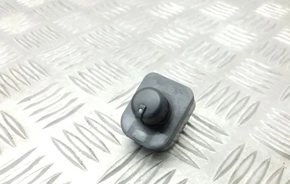 Audi A4 S4 B6 8E 8H Wing mirror switch 8E0959565