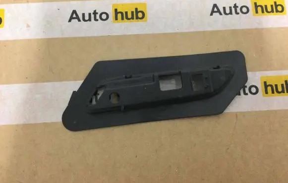 Porsche Panamera (971) Headlight/headlamp mounting bracket 971807708