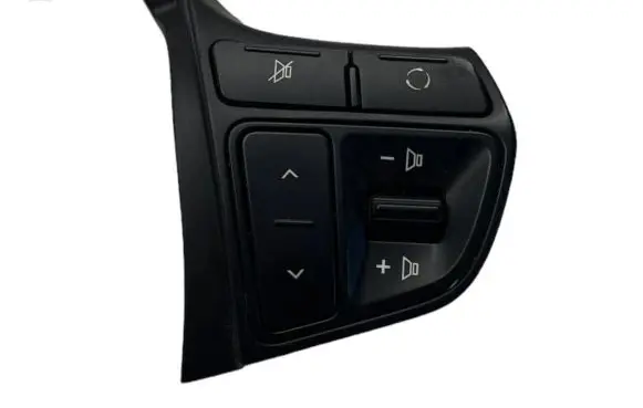 Steering wheel buttons/switches