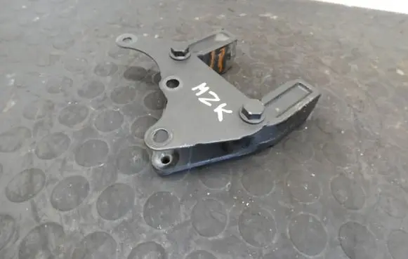 Seat Ibiza IV (6J,6P) Gearbox mounting bracket 6R0199111C