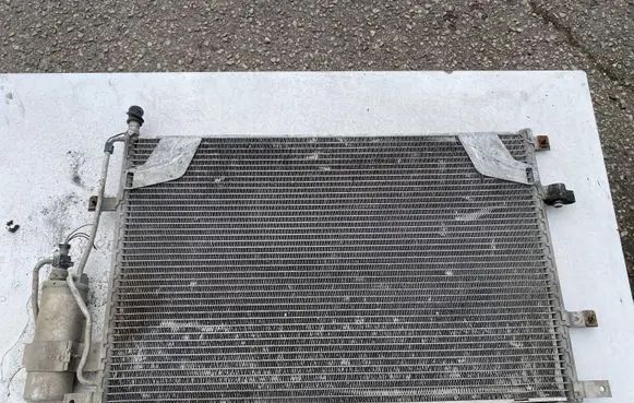 Volvo V70 A/C cooling radiator (condenser) 31101053