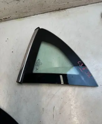 Citroen C3 Rear side window