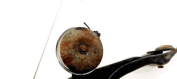 Toyota RAV 4 (XA30) Horn signal