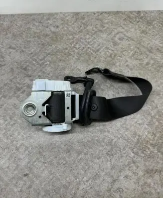 BMW i3 Rear seatbelt 7305644 72117305644 34128956E