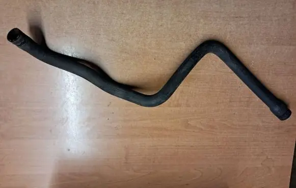 Mercedes-Benz W123 Engine coolant pipe/hose 1235012182
