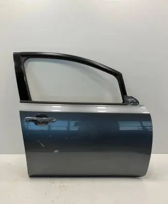 Nissan Leaf II (ZE1) Front door