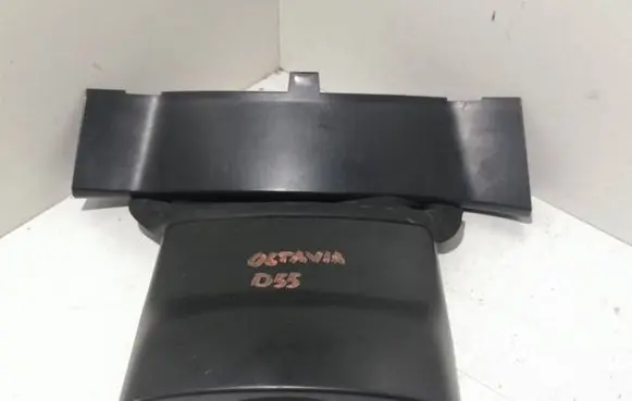 Skoda Octavia Mk2 (1Z) Steering wheel column trim 1Z0858565