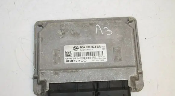 Audi A3 S3 8P Engine control unit/module 06A906033GR 5WP40345