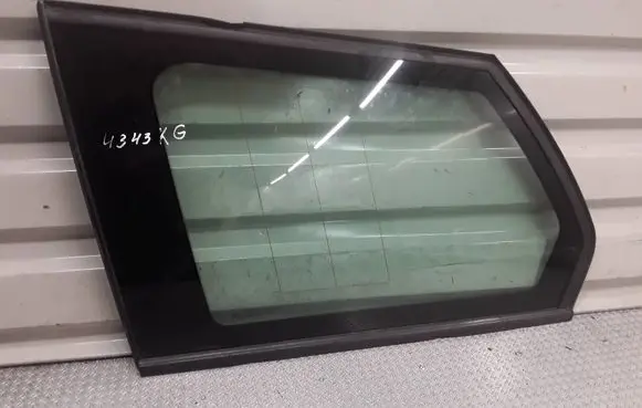 Citroen C4 I Picasso Rear side window 
