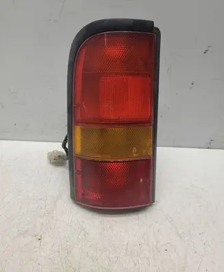 Nissan Sunny Rear/tail lights 22024558