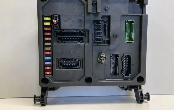 Volkswagen Sharan Fuse module S108152001