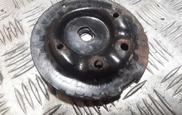 Toyota Corolla Verso AR10 Coil spring mount 