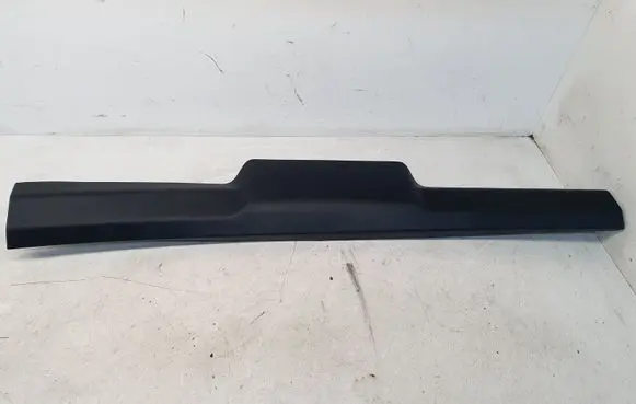 Toyota Auris E180 Tailgate/trunk upper cover trim 6479002080
