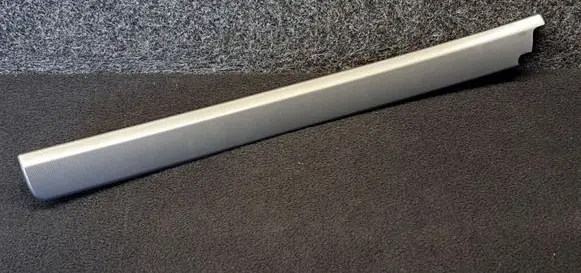 Skoda Octavia Mk2 (1Z) Dashboard glove box trim 1Z1858418
