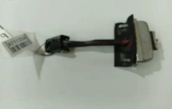 Ford C-MAX I Front door check strap stopper 