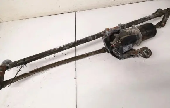 Iveco Daily 40.8 Front wiper linkage and motor