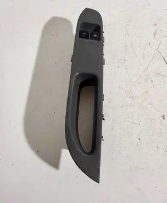 Seat Ibiza III (6L) Electric window control switch 6L1867171F