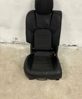Porsche Cayenne (92A) Rear seat 