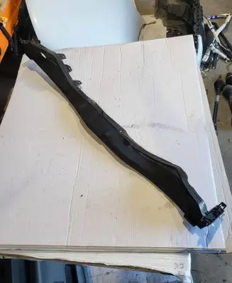 Peugeot 208 I Wiper trim 9676158680 9673301680 93351