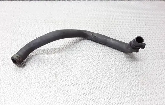 Opel Vivaro Engine coolant pipe/hose
