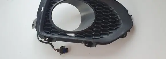 KIA Sorento Front fog light trim/grill 865242P010