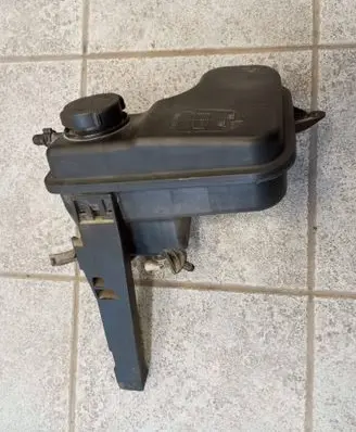 BMW 7 E65 E66 Coolant expansion tank/reservoir 7785013 17137785013