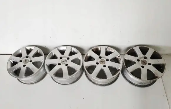 Hyundai Matrix R15 alloy rim 