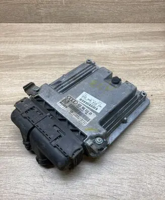 Audi A4 S4 B7 8E 8H Engine control unit/module ECU 03G906016GN 0281012113