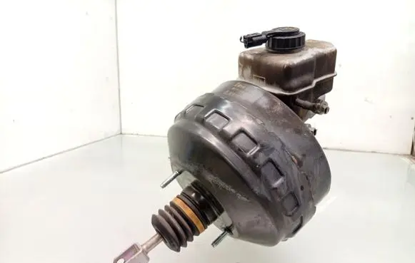 BMW 3 E90 E91 Brake booster 6788038