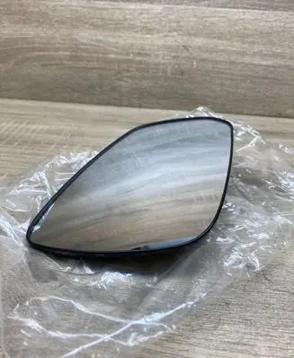 KIA Rio Wing mirror glass 87621H8000